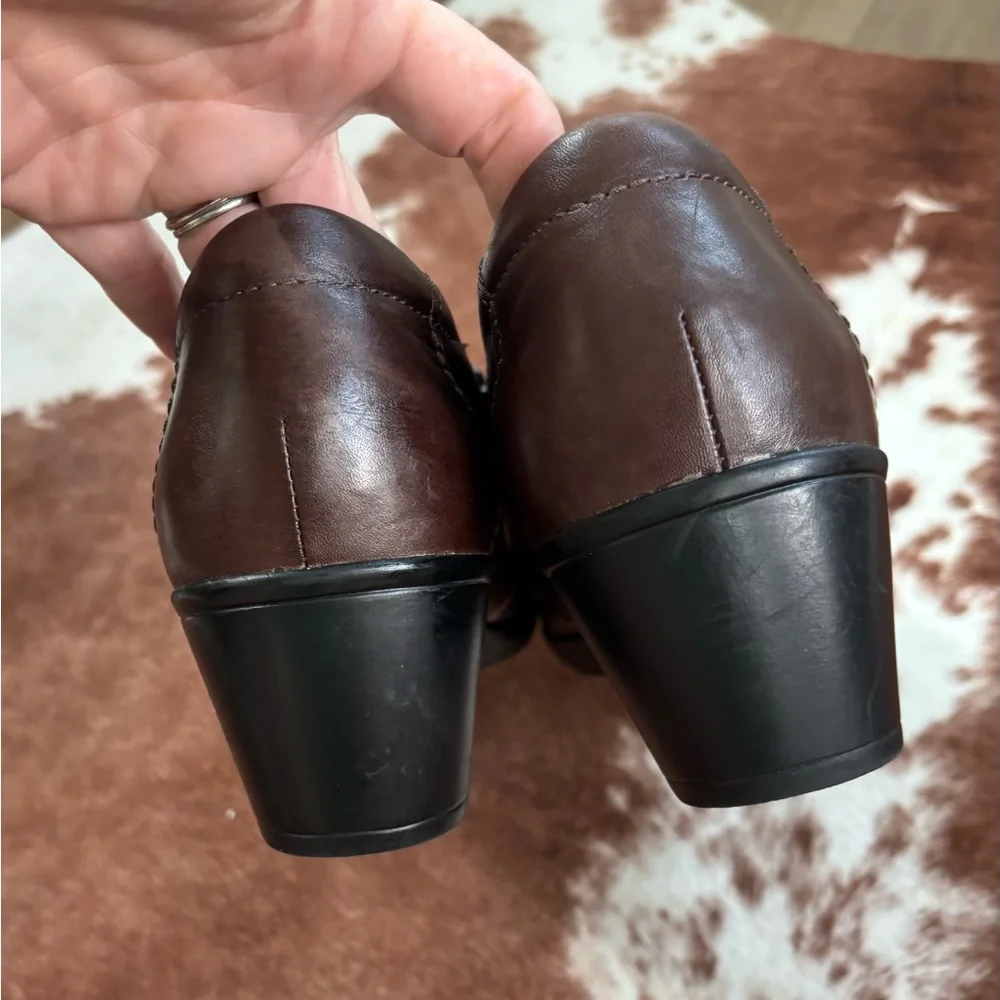 Clark’s Bendable Brown leather Women's Shoes booties 9.5
